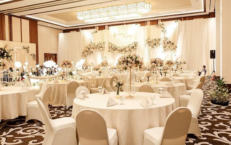 Intimate Wedding Package For Pax At One Section Ballroom By Atria