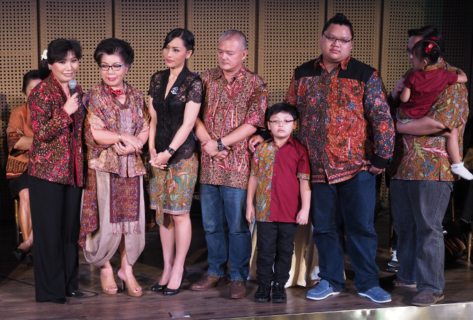 Menyongsong Pagelaran 25 Tahun Berkarya Anne Avantie Merenda Kasih Weddingku Com