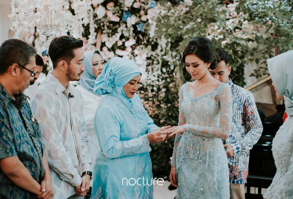 9800 Model Baju Batik Untuk.acara Lamaran Gratis Terbaik