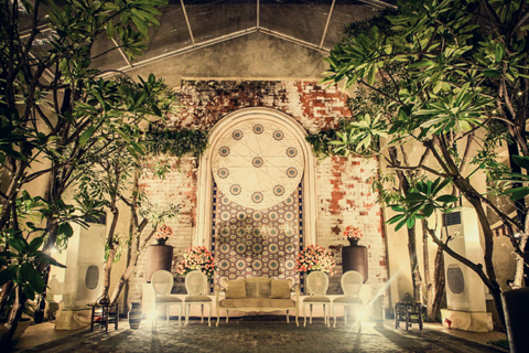 Pernikahan ala Yunani Harris dan Yossi Yang Unik di 