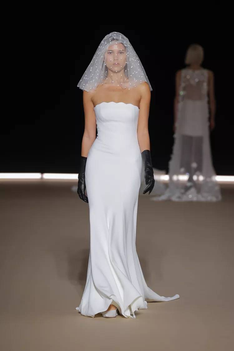 Atelier Pronovias Pamerkan Koleksi Wedding Dress Tahun 20242025