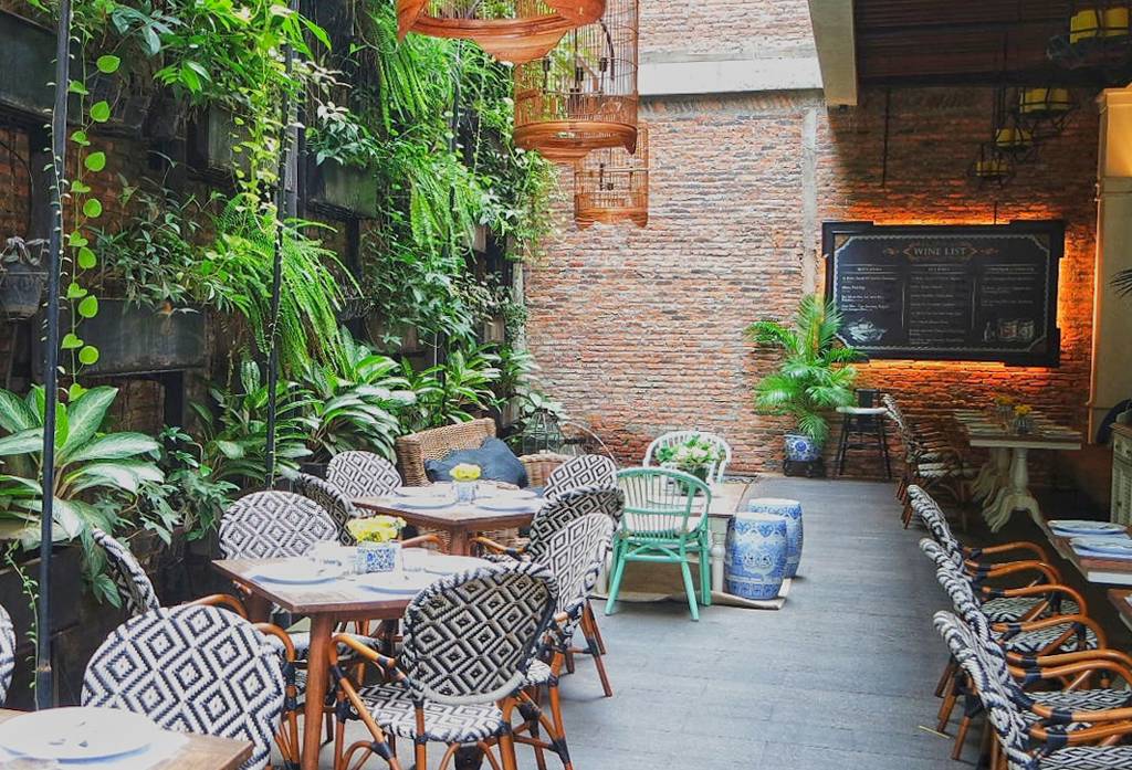 Intimate Wedding Di Blue Jasmine Restaurant Weddingku Com