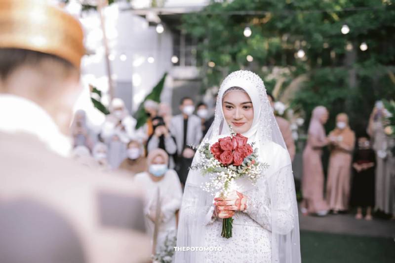 Venue: Seribu Rasa Summarecon Bekasi I Gaun Pengantin: Dinda Firdausa I Wedding Planner: SELARAS.ORG