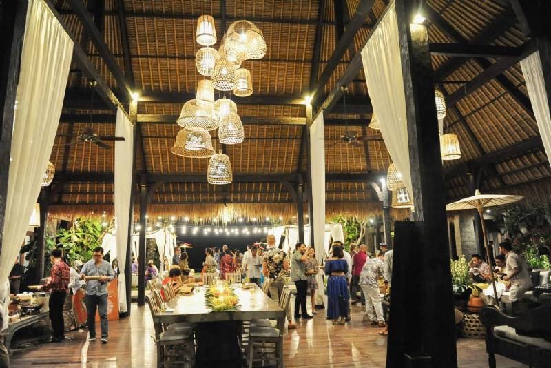 The Story of Christian Bautista & Kat Ramnani 36