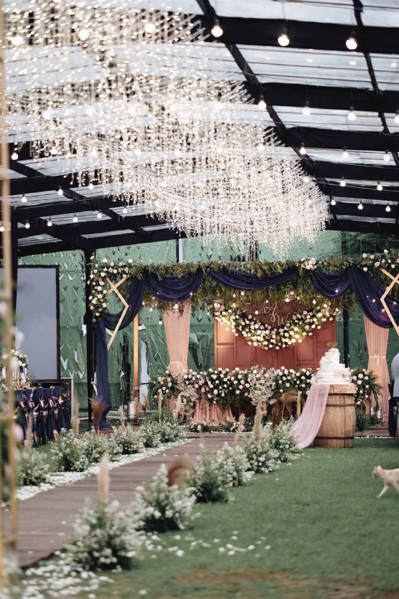 Rustic Wedding under Clear Tent for Andy & Winny 15