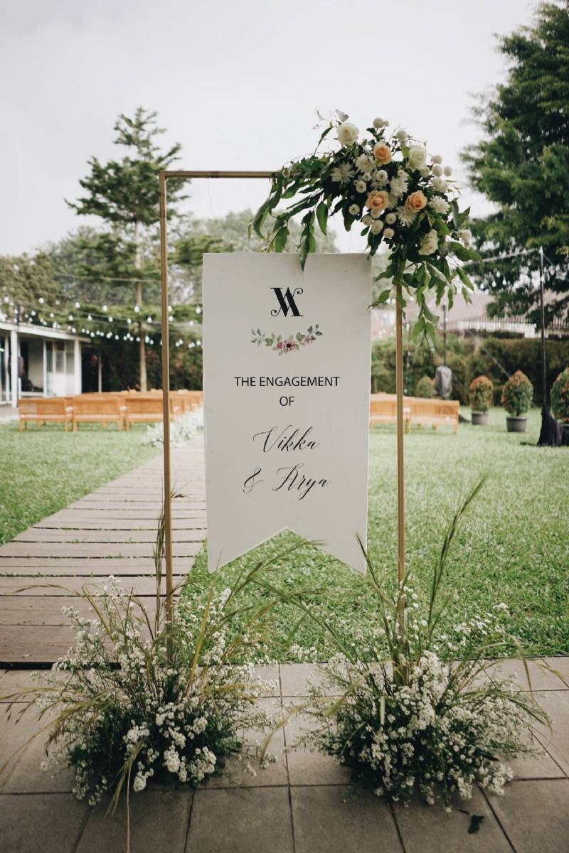 Engagement - Sangjit Decor Arya and Vikka 6