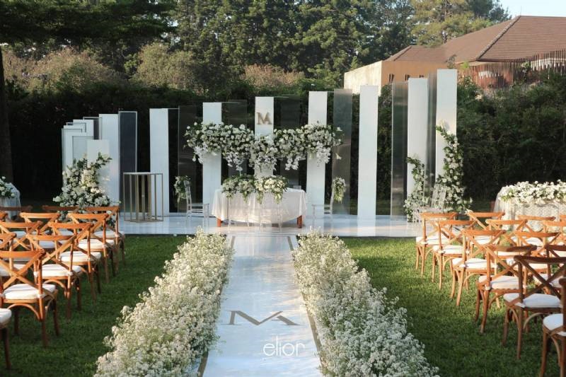 The Modern and Elegant Wedding Ceremony of Monica and Allen 1
