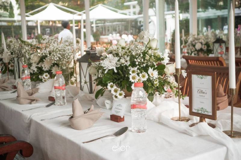 The Modern and Elegant Wedding Ceremony of Monica and Allen 4