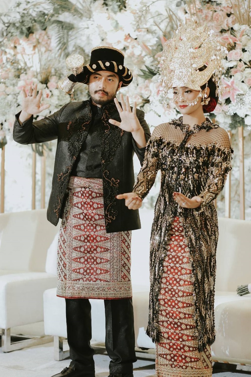 ANGGI & IRFAN 4