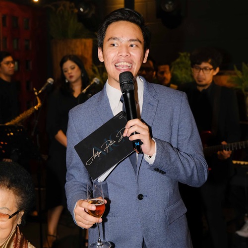 MC Aditya Putra Dinata