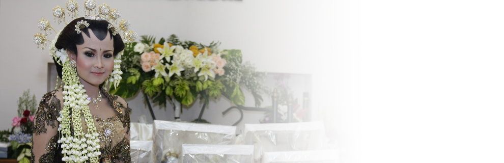 Sanggar Rias & Busana Heriah Bambang