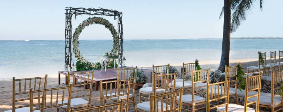 Puri Santrian Beach Resort & Spa