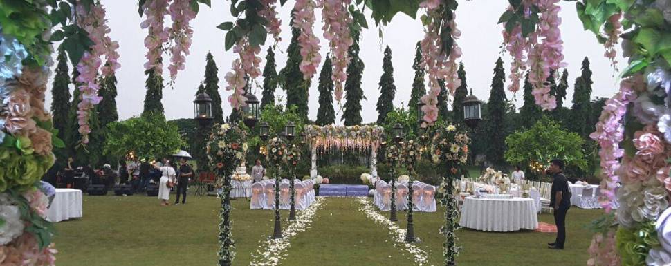 Bukit Darmo Golf Surabaya