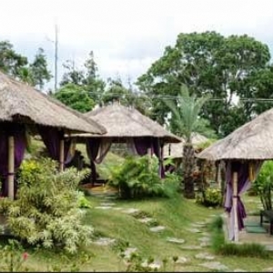 The La Oma Cafe & Hotel