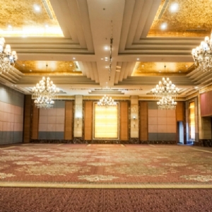 New Luxus Grand Ballroom