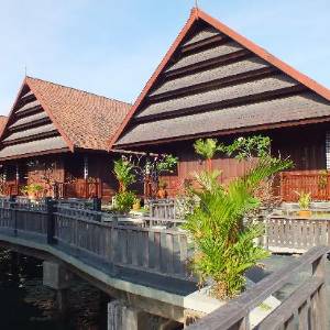 Pantai Gapura Hotel Makassar