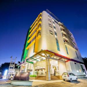 Continent Centrepoint Panakkukang Makassar