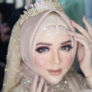 KOKHA professional wedding by khadijah make up-artist