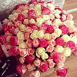 The Petal (Samarinda Hand Bouquet)