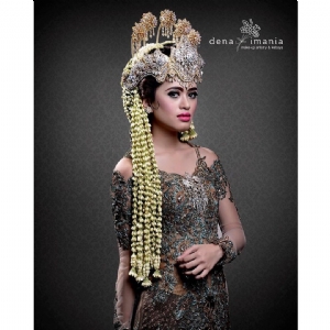 Dena Imania