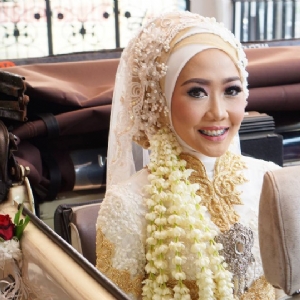 Larasati Salon Rias Pengantin 