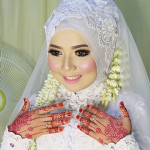 Fadhilahally_makeup