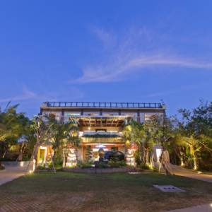 The Leaf Jimbaran Bali Luxurious Villa & Spa Retreat