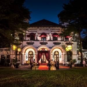 Tugu Kunstkring Paleis