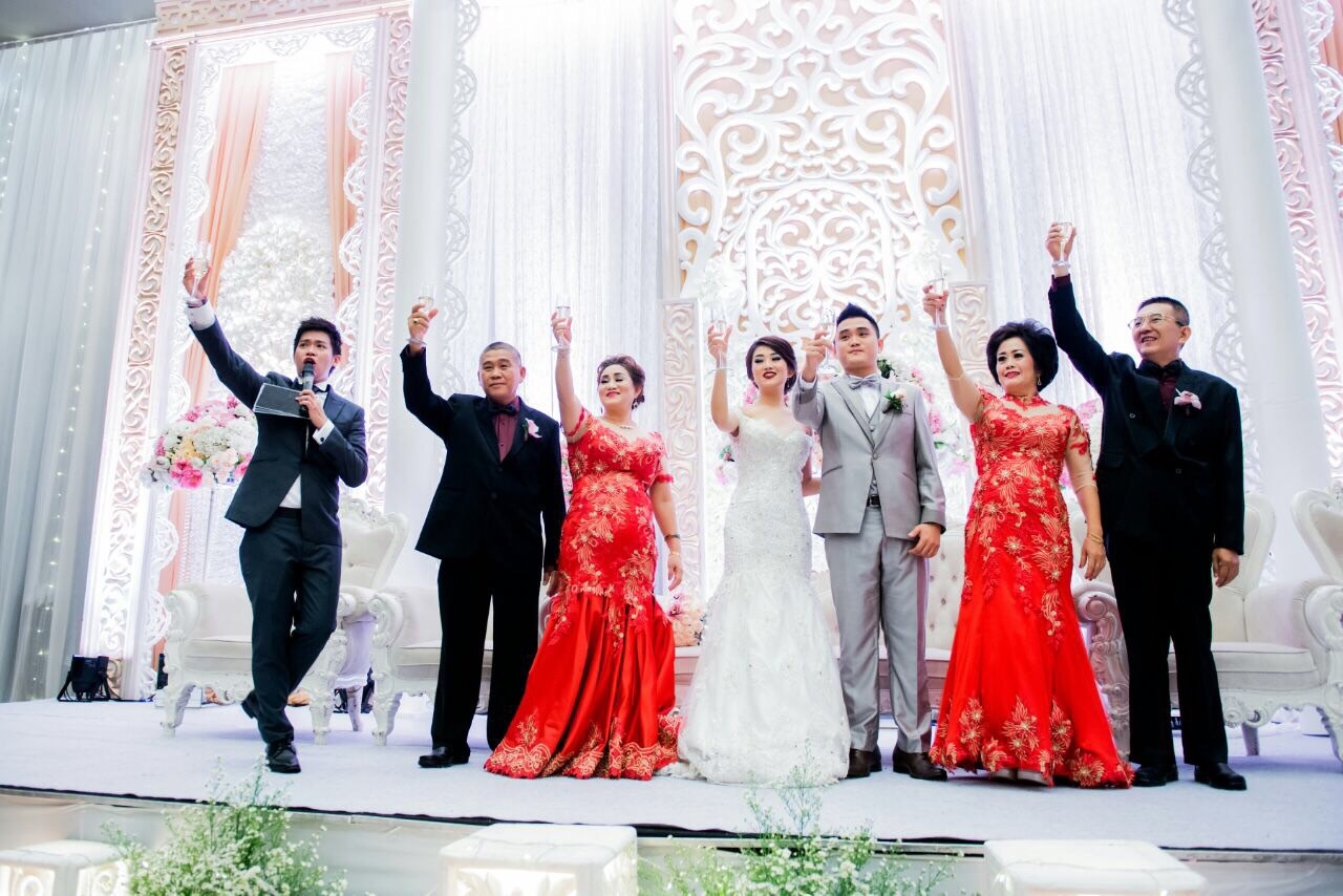 Modern wedding Atria Hotel serpong with anthony stevven 5