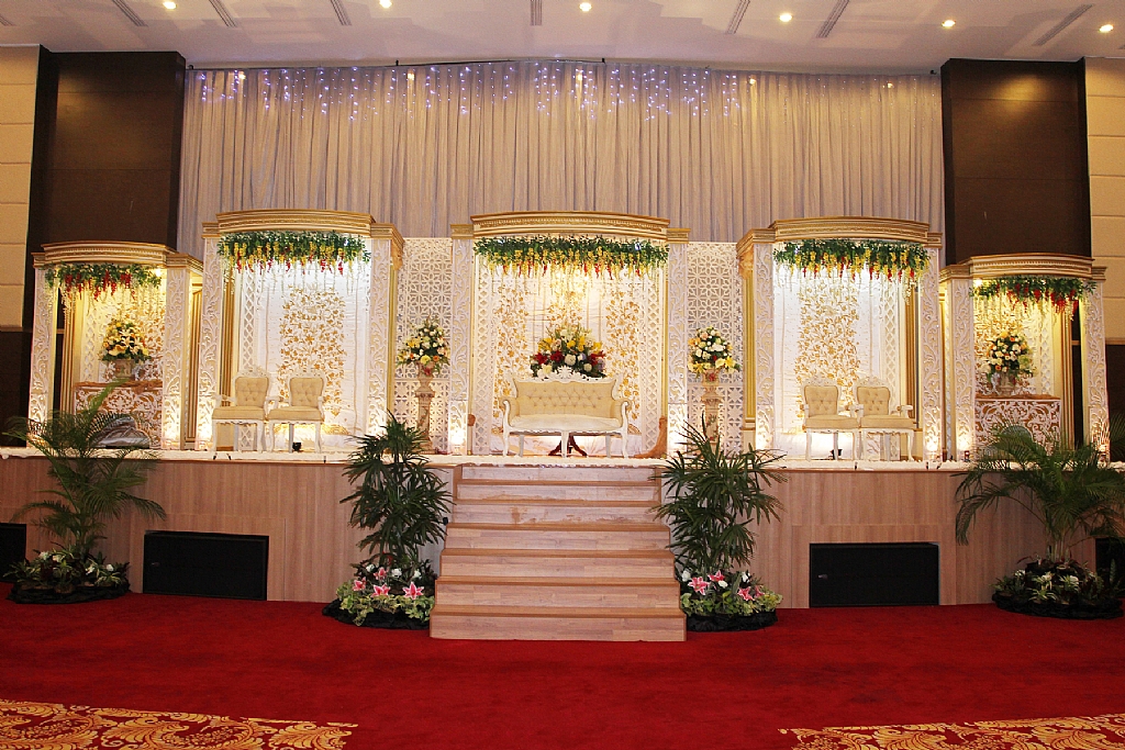 Grand Central Hotel Pekanbaru Home Weddingku Com
