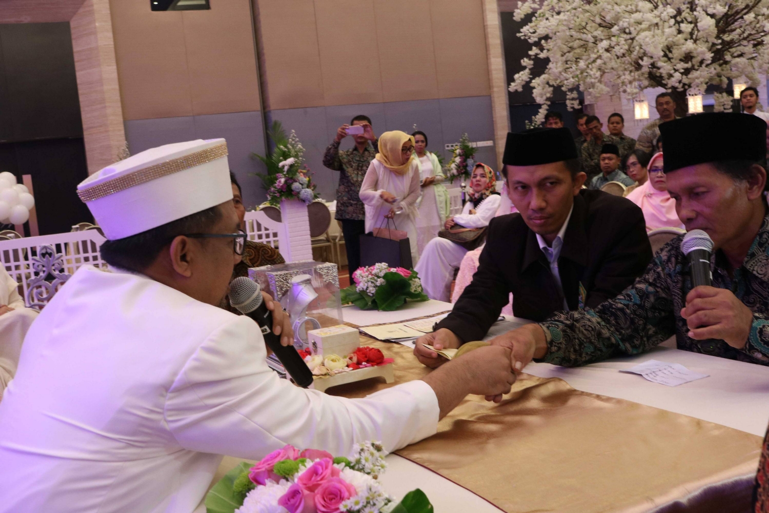 Lely & Aris Wedding 9