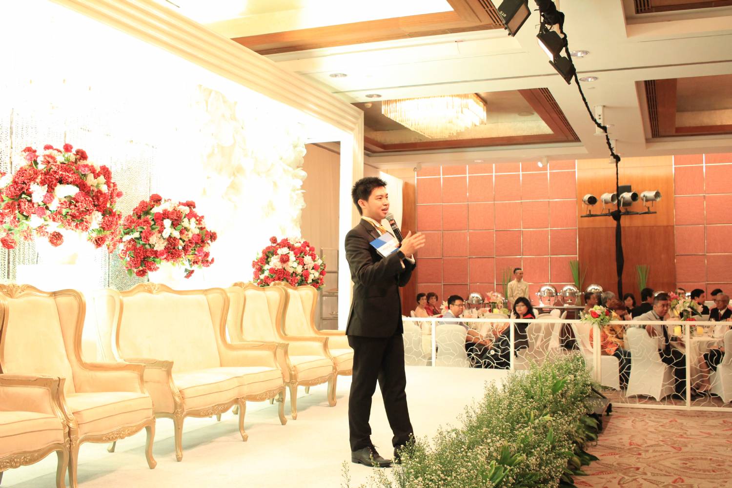 Intimate Engagement wedding - Mandarin Oriental Hotel Jakarta 3