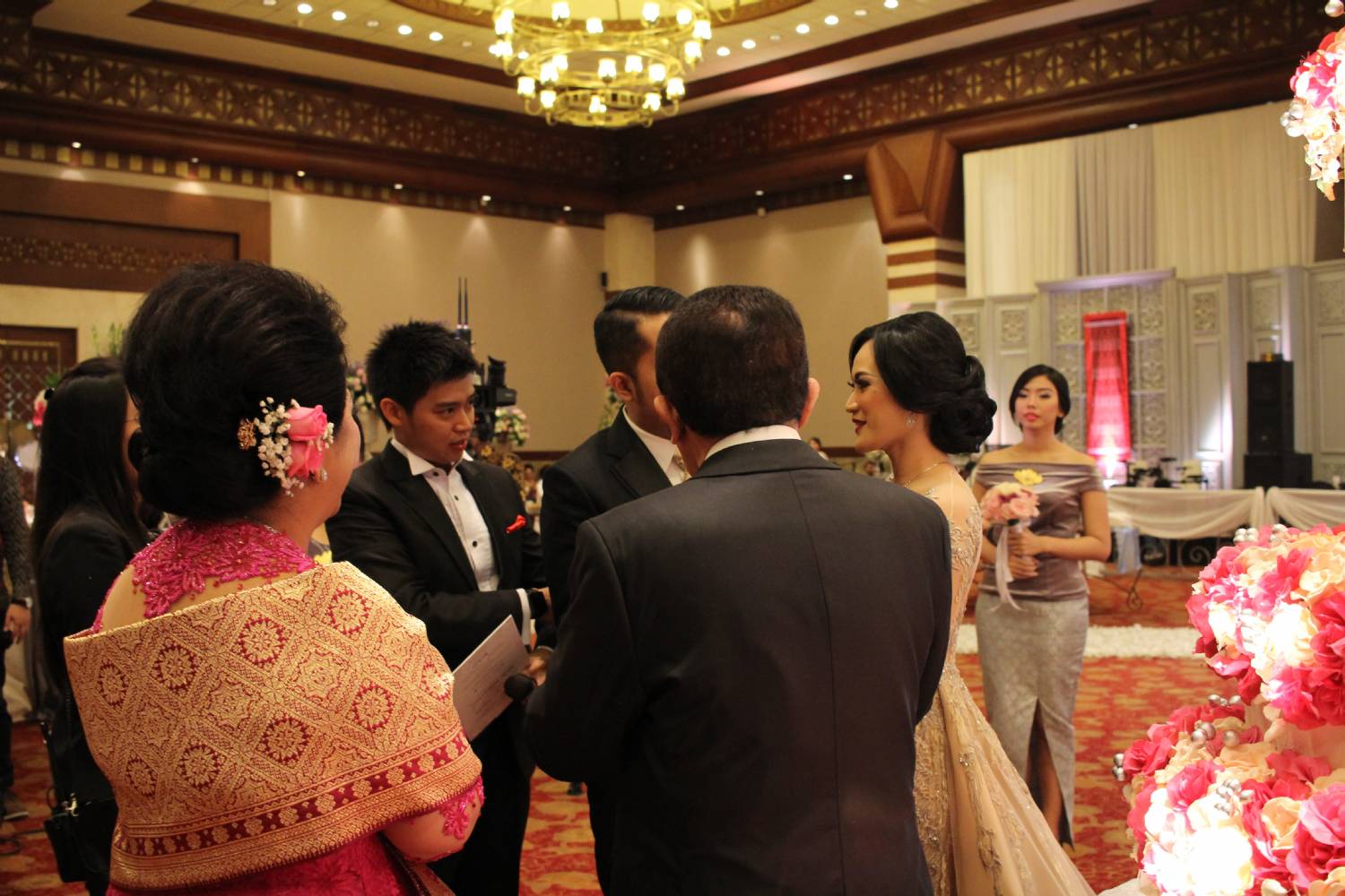 Luxury Nasional wedding Rafflesia Ballroom Balai Kartini by MC Anthony Stevven 7