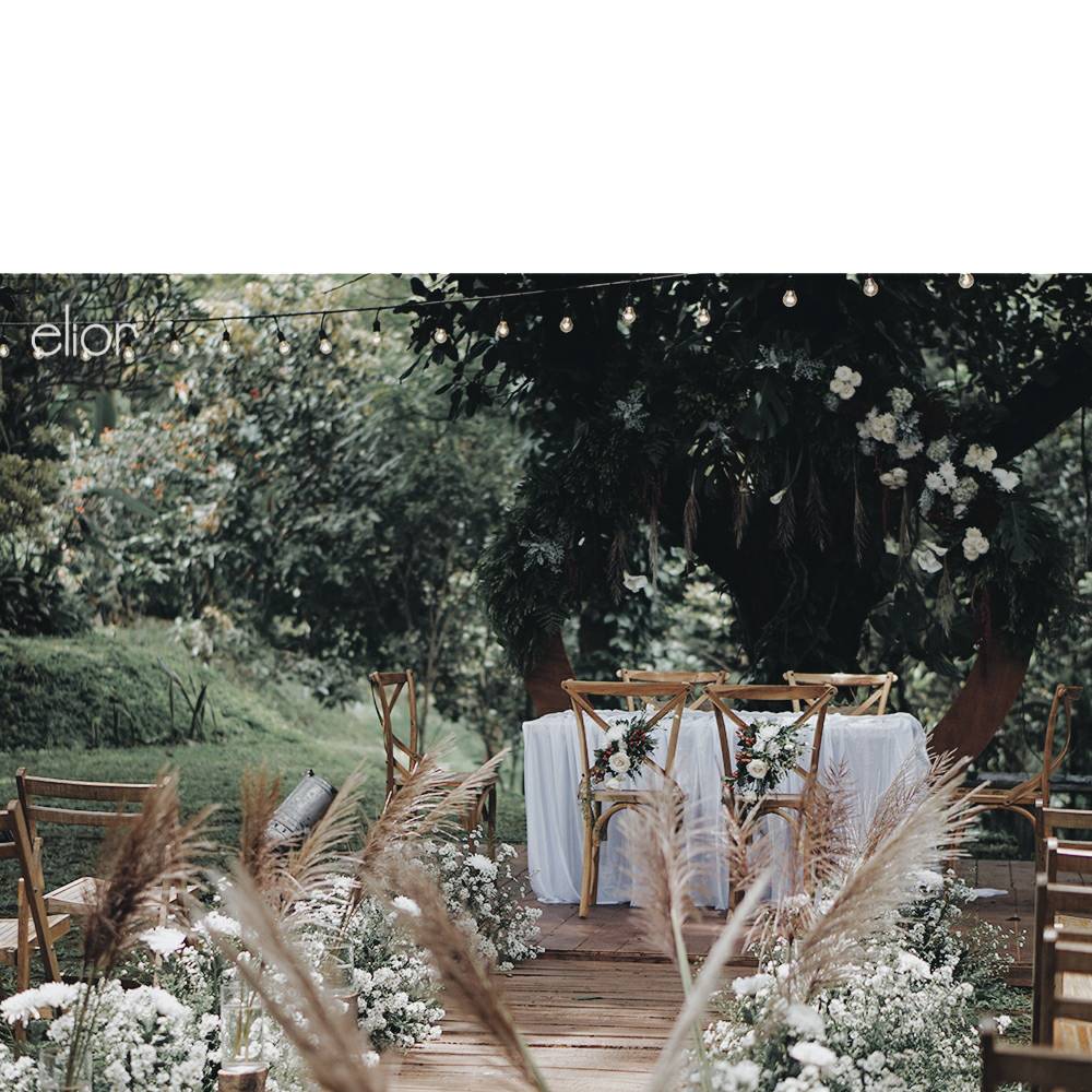 Rustic Earthy Modern Wedding with Red Accent 14