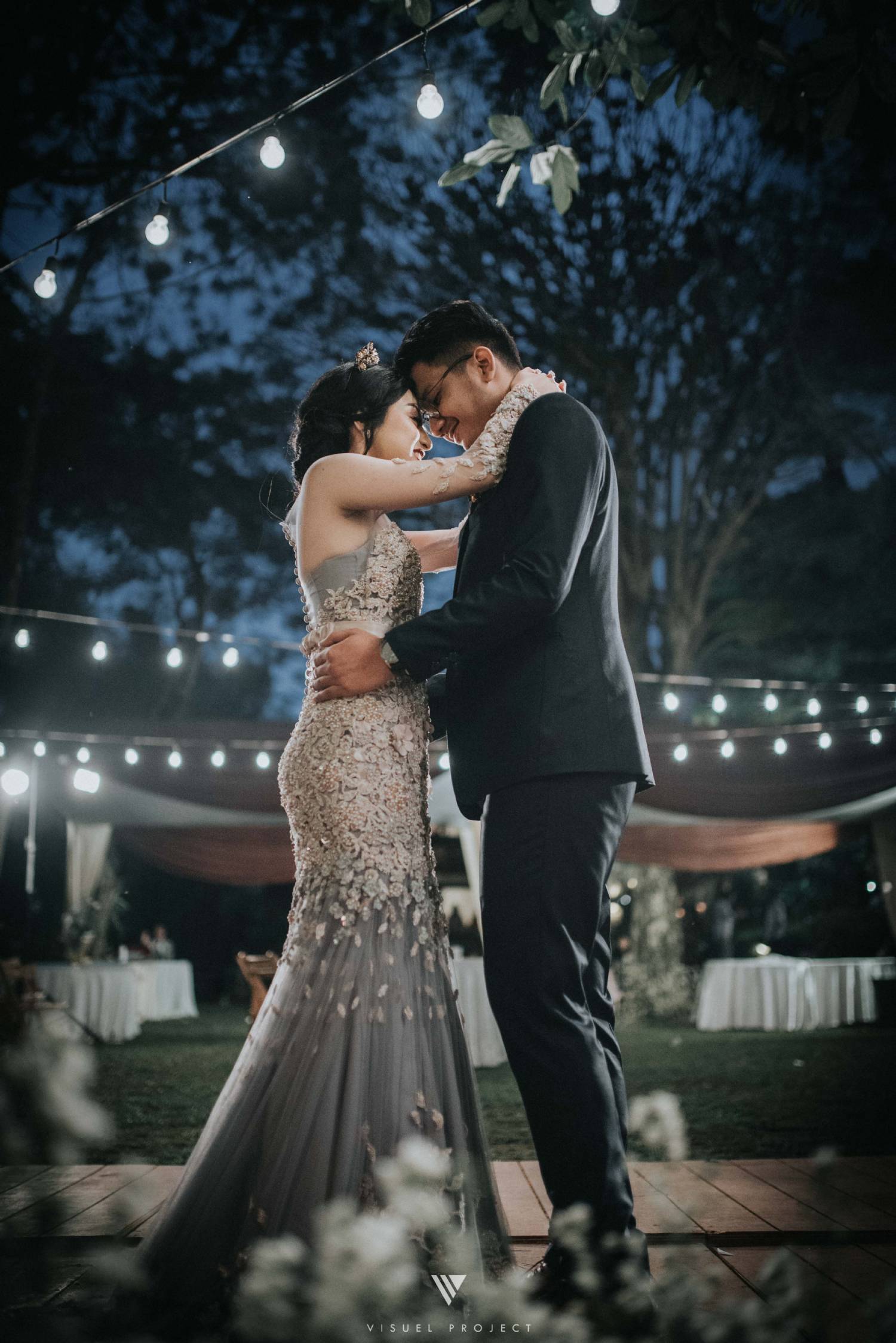 Rustic Earthy Modern Wedding with Red Accent 5