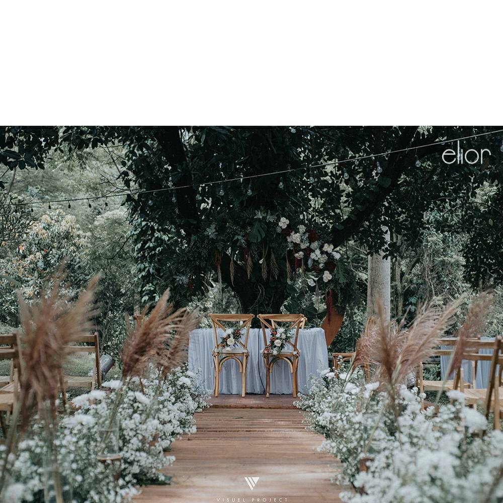 Rustic Earthy Modern Wedding with Red Accent 20