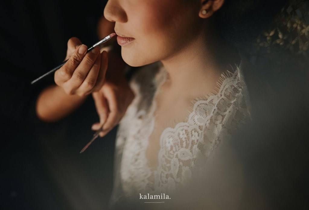 Dimakeup oleh Jasmine Lishava, makeup artist favorit Ayu
