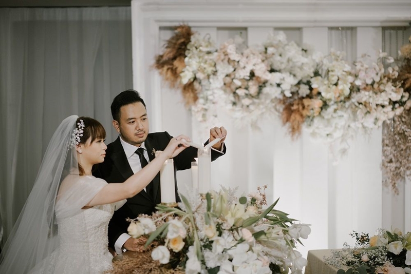 The Wedding Day of James and Wendy (2)