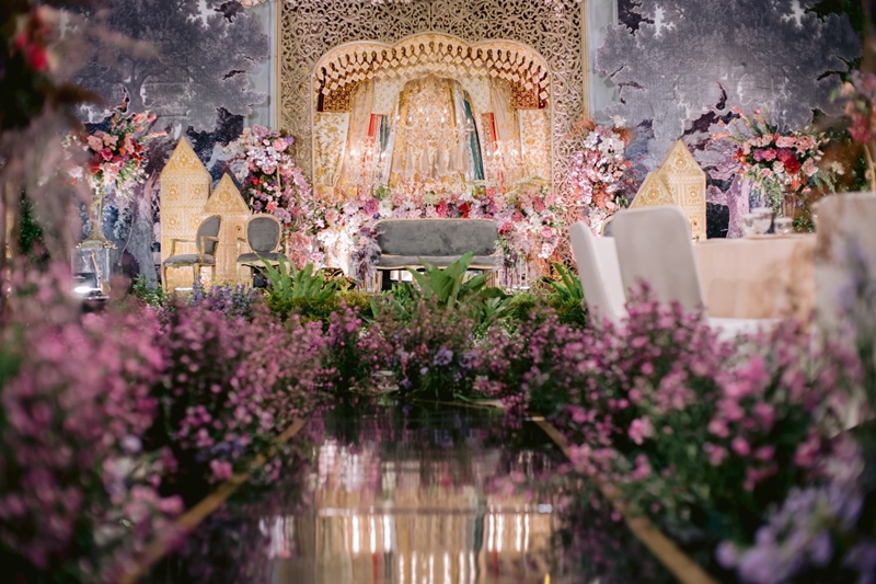 Venue : InterContinental Jakarta Pondok Indah I Wedding Planner : Martee I Decoration: Aryagati Deco