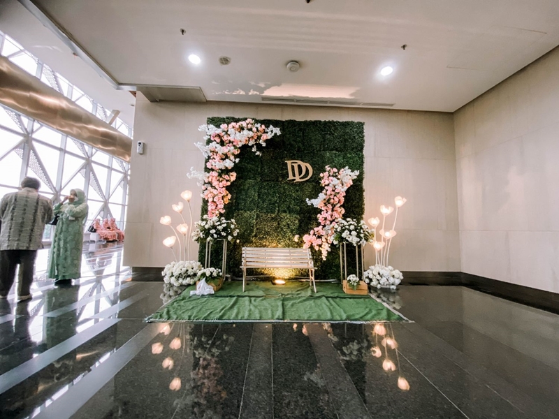 The Wedding of Dina & Djatmiko 18