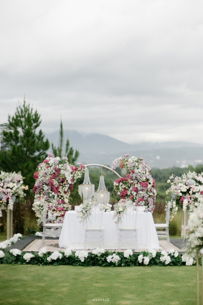 Venue: Mason Pine Hotel | Decoration: Ratu Decoration Bandung