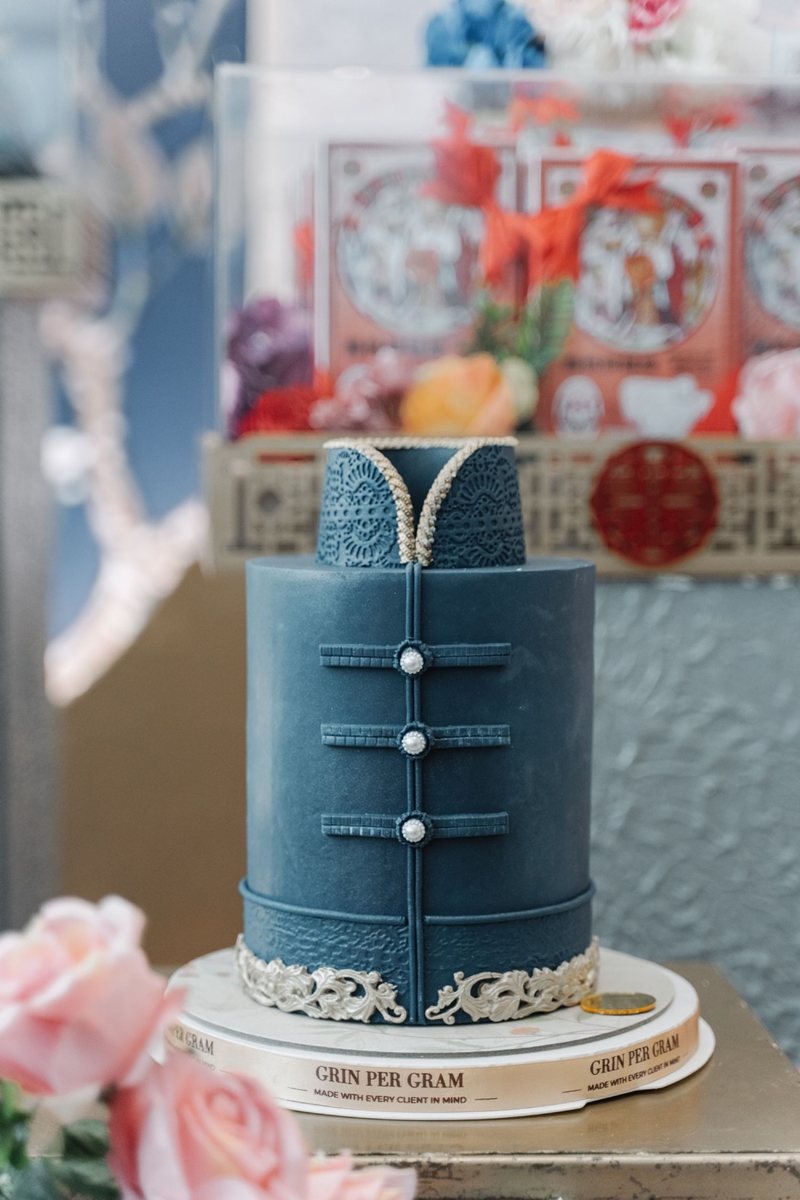 MUA: Sellalim.makeup I Venue: Pullman Jakarta Indonesia Thamrin CBD I Wedding Cake: Grin Per Gram I 