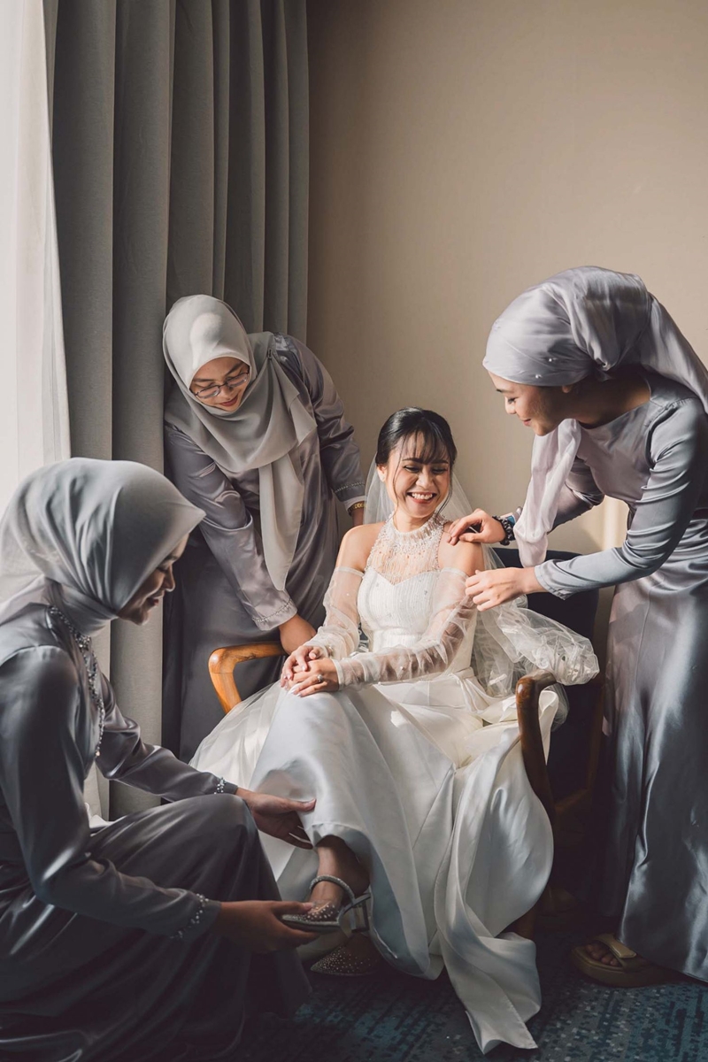 Gaun Pengantin: WuSisters by Vero Wu I Jas Pengantin: SAS designs I Venue: Mercure Jakarta Cikini I 
