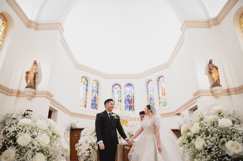 MUA: Meica Make Up Artist I Gaun Pengantin: Soko Wiyanto I Jas Pengantin: SAS designs I Decoration: 