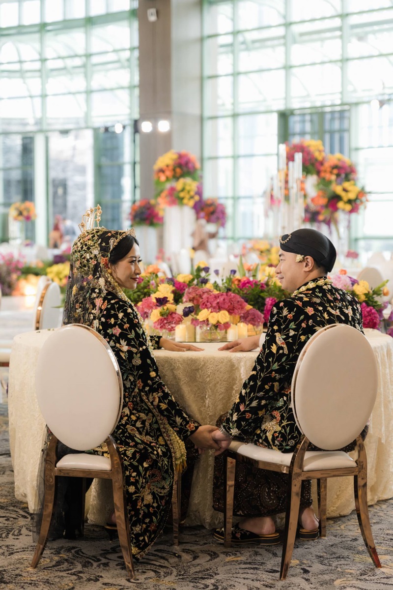 Venue: Park Hyatt Jakarta I Decoration: Lotus Design I Souvenir & Gift: Rose Arbor Seserahan I Gaun 