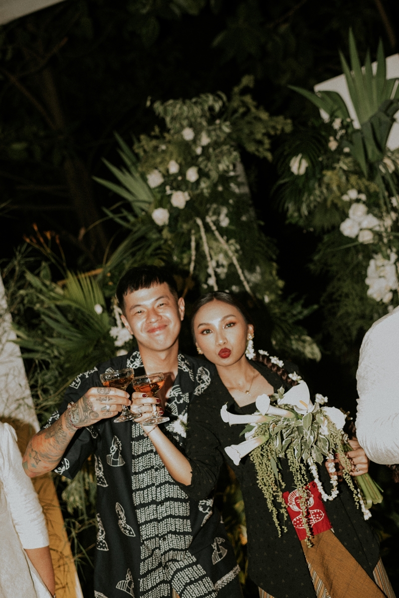 Decoration: Finley Decoration I Wedding Accessories: Tulola Jewelry I Gaun Pengantin: Lemarilila I H