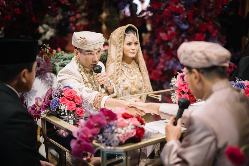 Venue: Balai Samudera I MUA: Maharani Nilla I Gown: Beblooms wedding I Catering: Alfabet Catering I