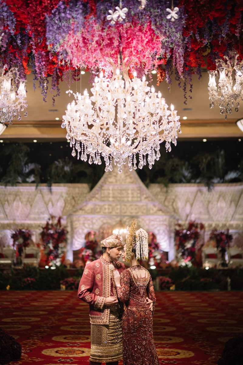 Venue: Balai Samudera I MUA: Maharani Nilla I Gown: Beblooms wedding I Catering: Alfabet Catering I 