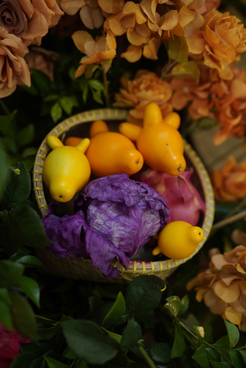 Decoration: Kembang Setaman Decoration I Foto Liputan: Dare of Taste Wedding I Gaun Pengantin: Rohim