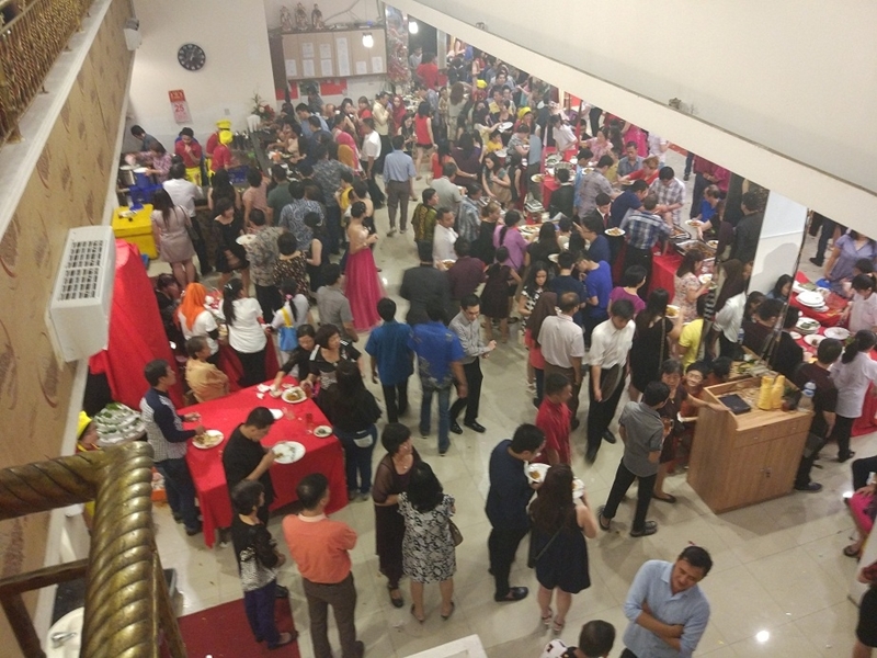 Pernikahan Pasangan Bahagia 5